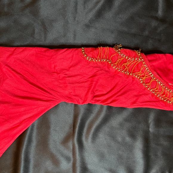 Red Shirt - Picture 3 of 4